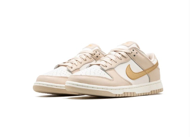 Tênis Nike Dunk Low 'Metallic Gold' Dourado