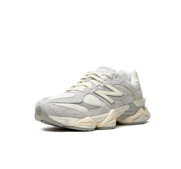 Tênis New Balance 9060 'Quartz Grey' Cinza / Creme