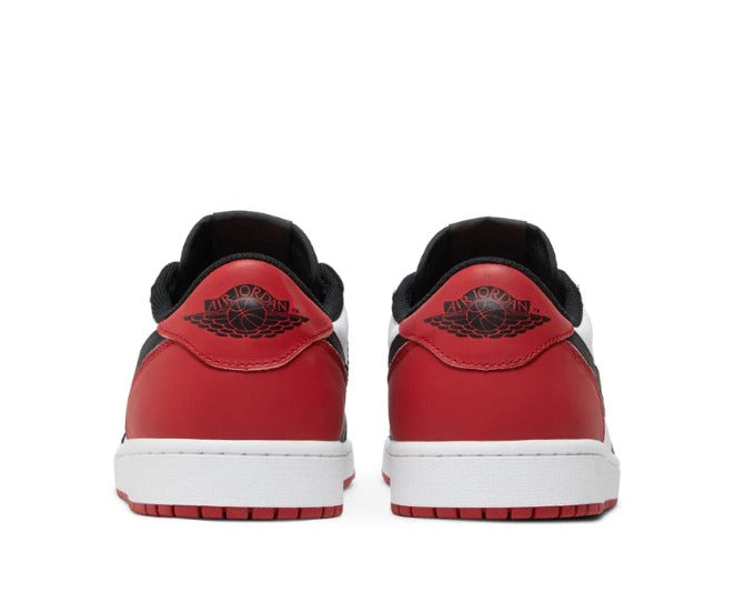 Tênis Air Jordan 1 Low OG Black Toe (2023) Vermelho