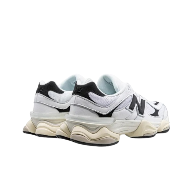 Tênis New Balance 9060 Branco e Preto